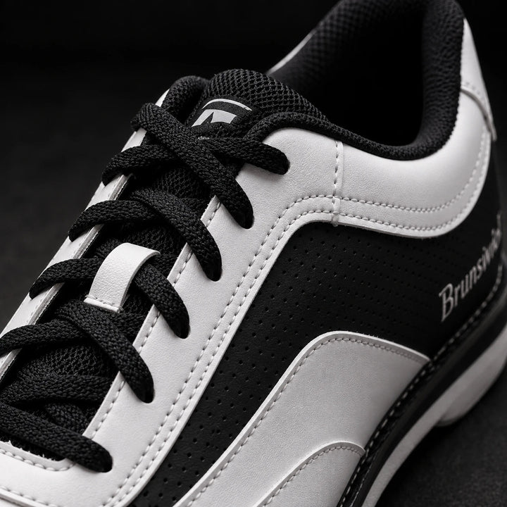 Chaussure de bowling Striker white Rampage - Bowling Stars
